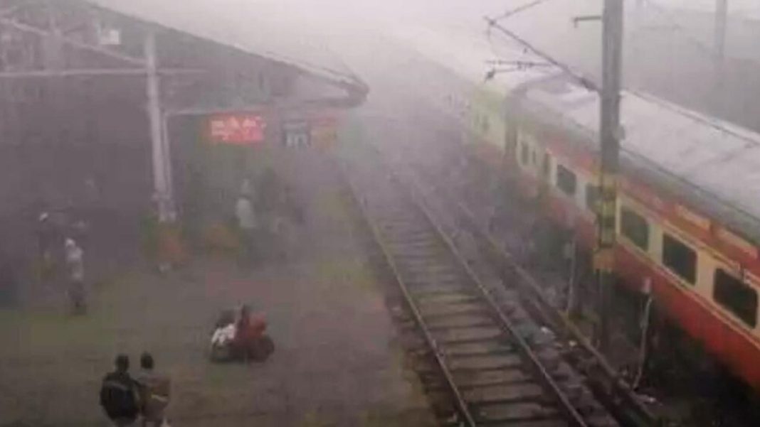 train services dirupted _Sadaa Times